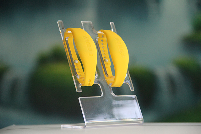 近場(chǎng)通信,智能手機(jī)和硅膠腕帶RFID電子標(biāo)簽 近場(chǎng)通信,智能手機(jī)和硅膠腕帶RFID電子標(biāo)簽